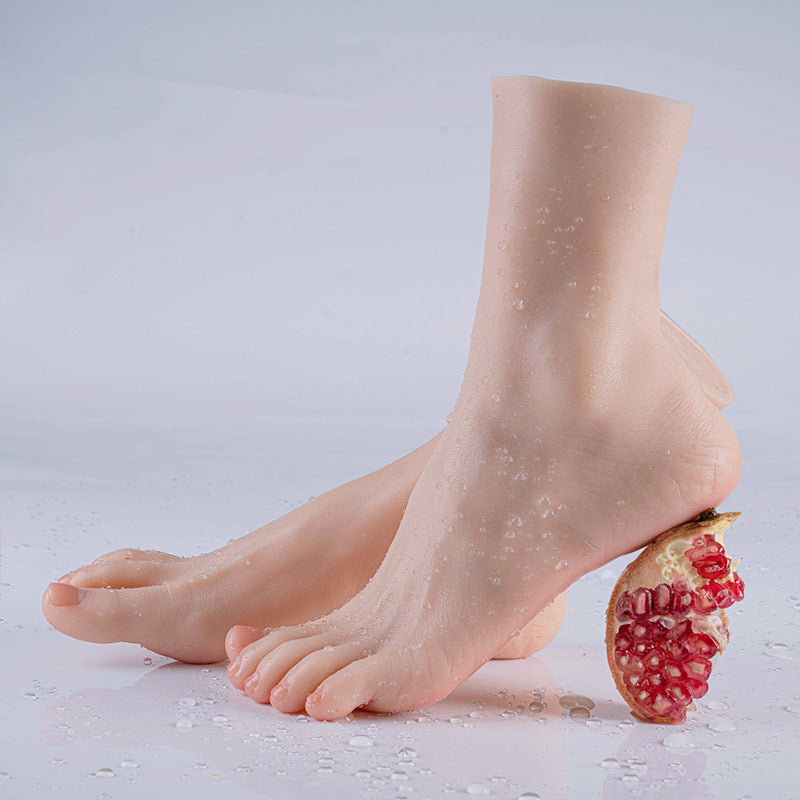 Realistic Silicone Female Feet Model – 22cm Soft Foot Props, Pair